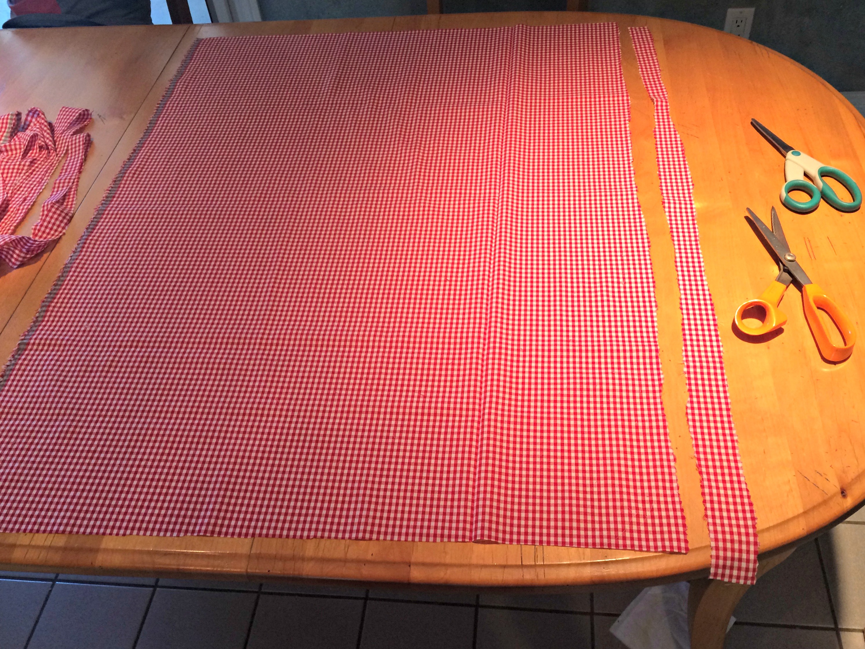 Ribbon Garland Fabric Cutting