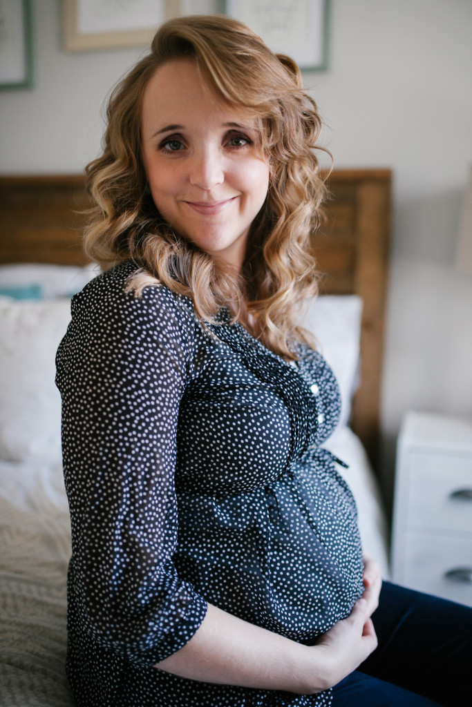 Cozy, Winter Maternity Pictures 