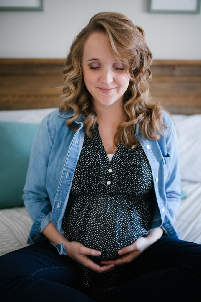 Cozy, Winter Maternity Pictures