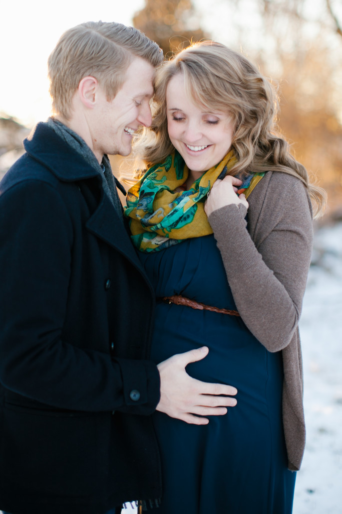 Cozy, Winter Maternity Pictures 