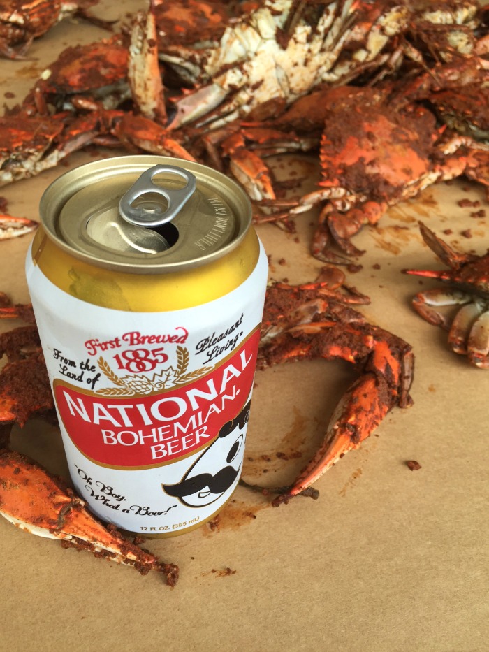 baltimore-crabs-and-beer