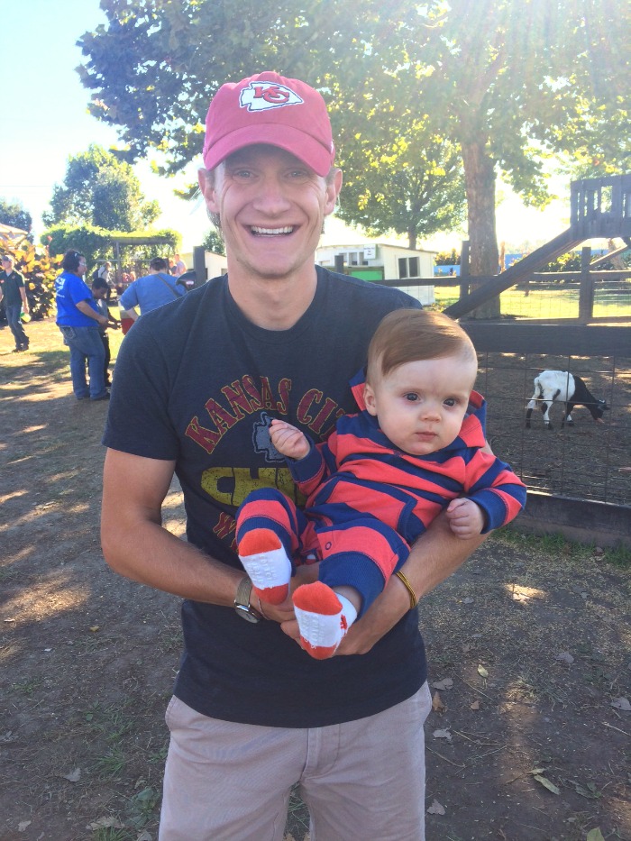 pumpkin-patch-jordan-and-caleb