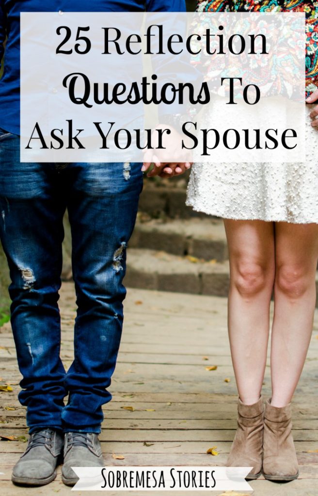 These are 25 great reflection questions to ask your spouse at the end of the year!